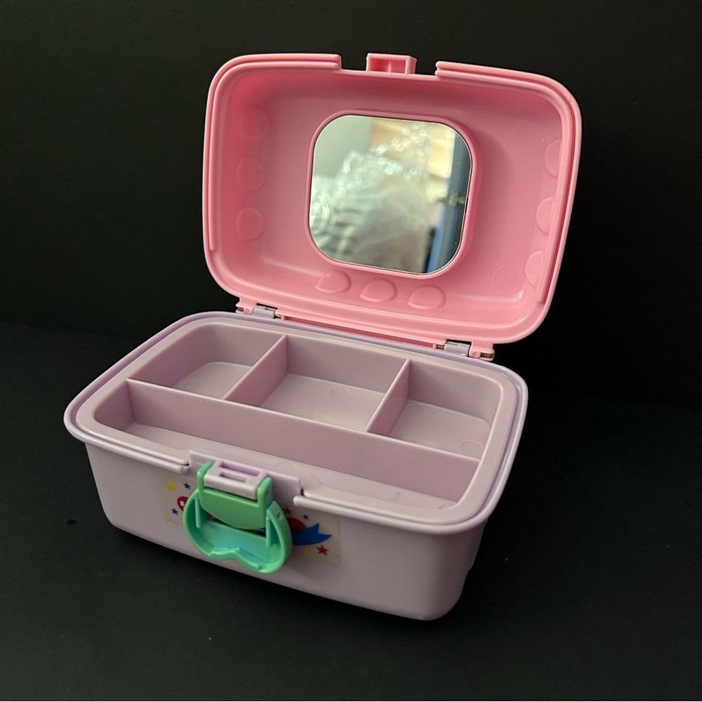 Vintage 1992 makeup/jewelry storage organizer by REDBOX